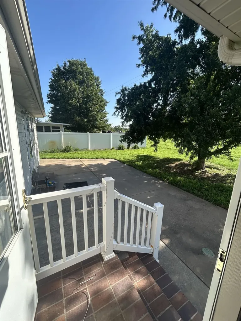 3306 Amanda Street Hutchinson KS 67502