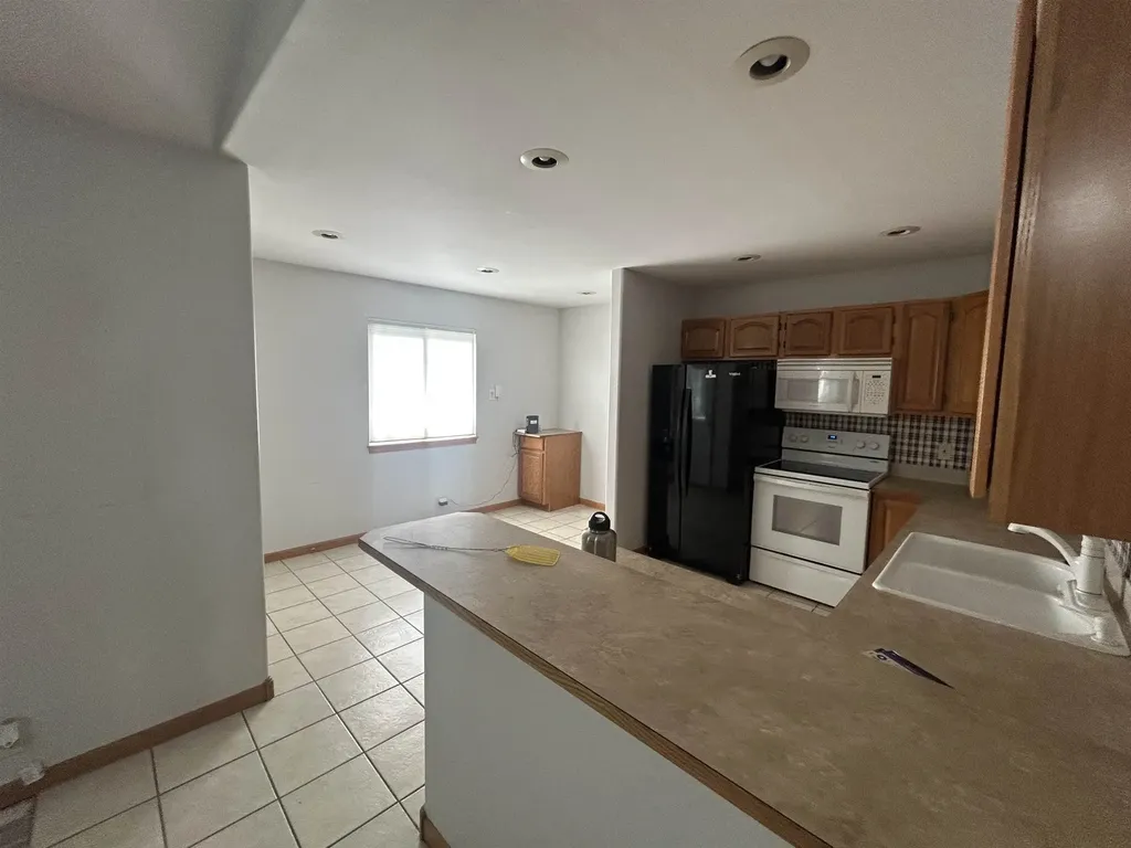 3306 Amanda Street Hutchinson KS 67502