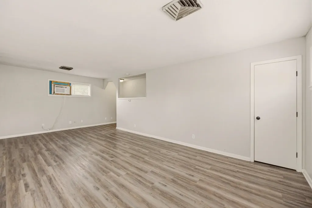 2034 W Rita Avenue Wichita KS 67213-3159