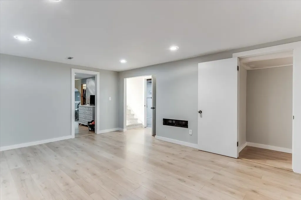 605 E Main Street Haven KS 67543