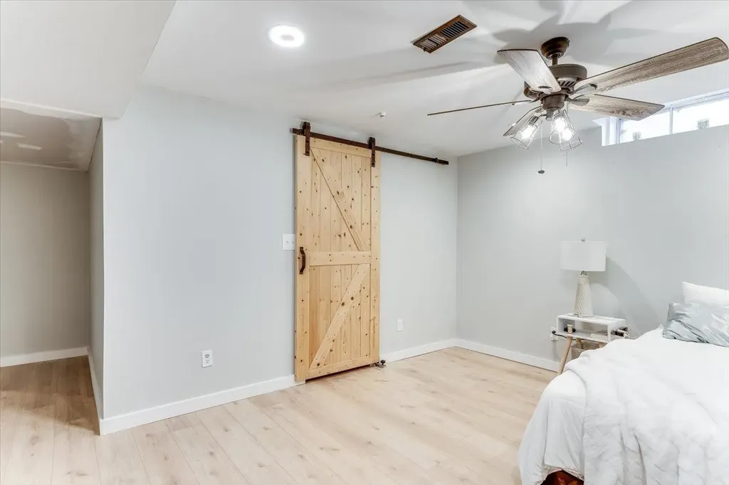 605 E Main Street Haven KS 67543