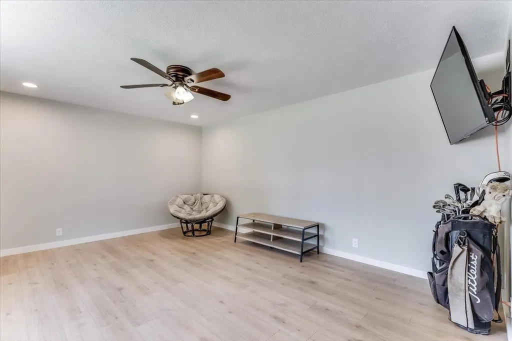 605 E Main Street Haven KS 67543