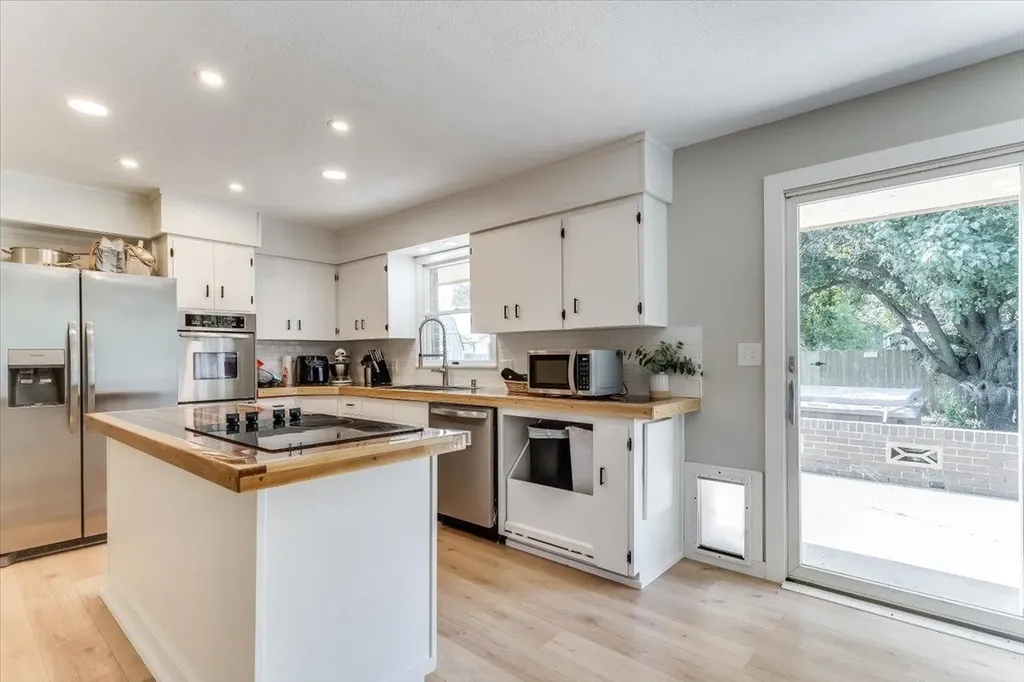 605 E Main Street Haven KS 67543