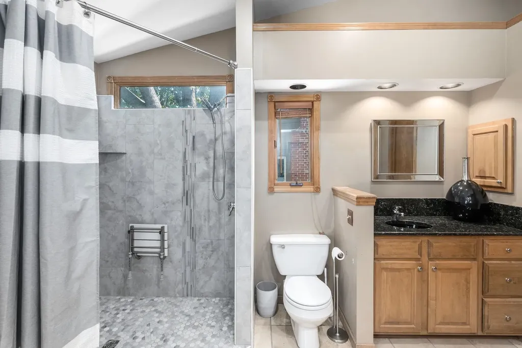 8024 E Greenbriar Court Wichita KS 67226