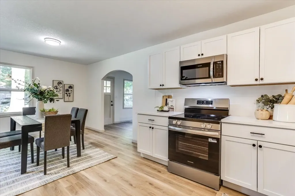 2022 N Woodland Wichita KS 67203