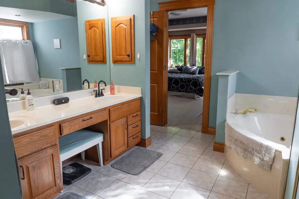 9 E Flanigan Drive Augusta KS 67010