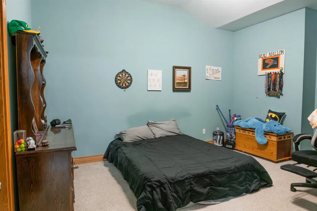 9 E Flanigan Drive Augusta KS 67010