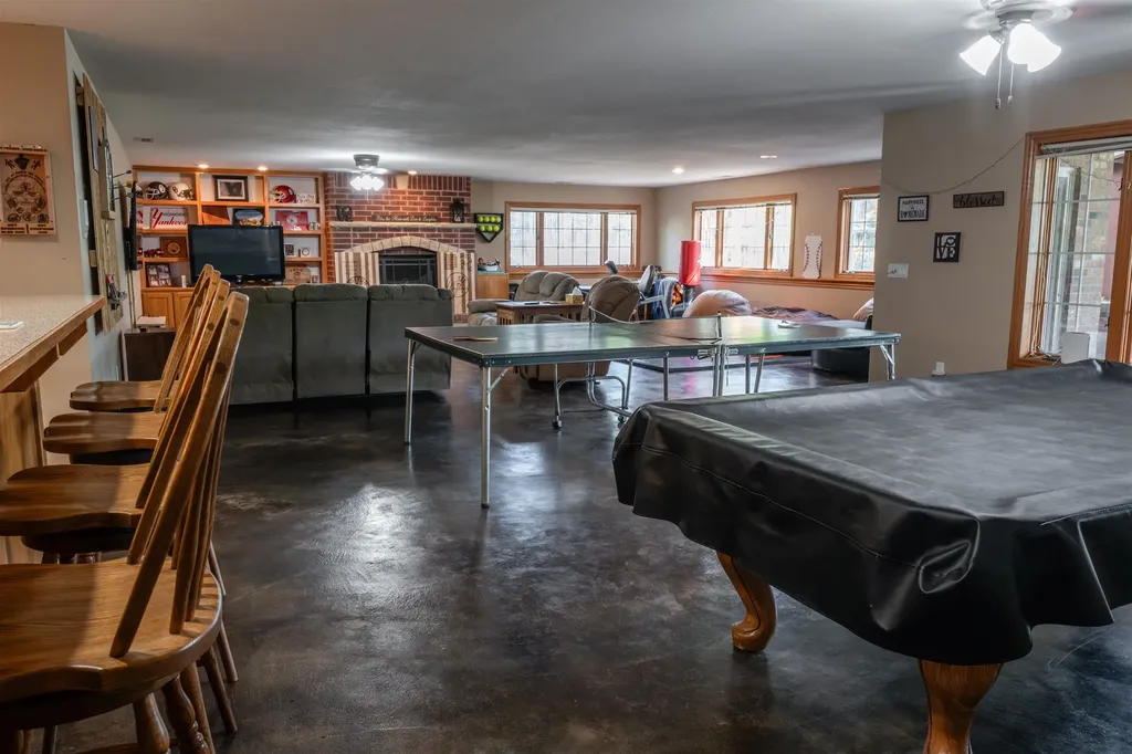 9 E Flanigan Drive Augusta KS 67010