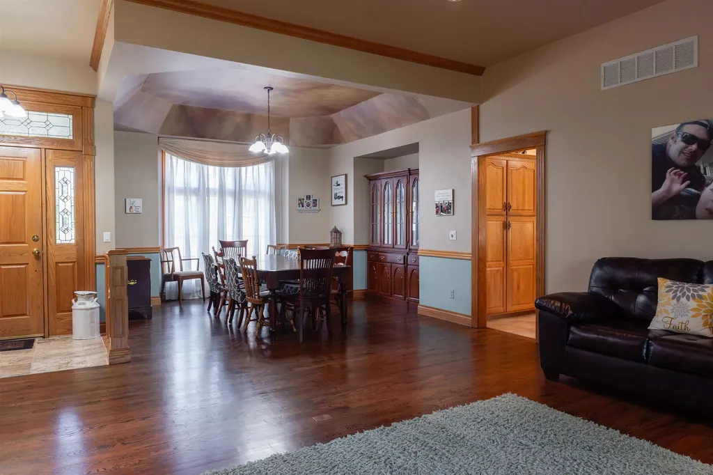 9 E Flanigan Drive Augusta KS 67010