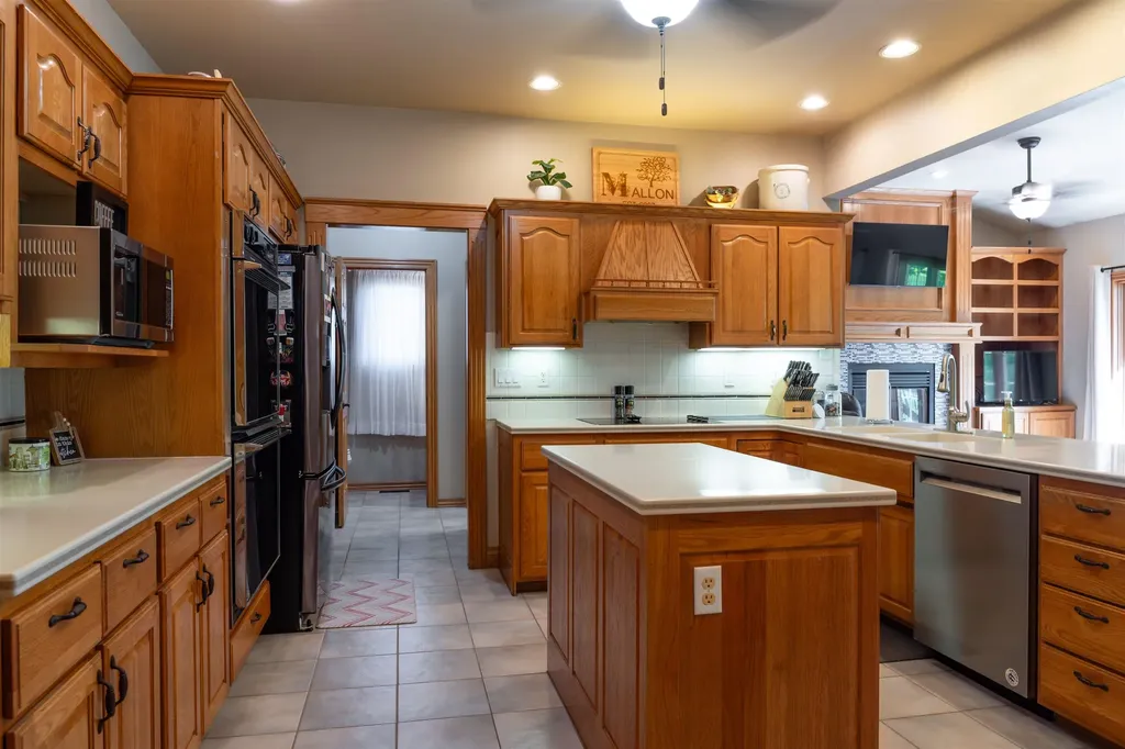 9 E Flanigan Drive Augusta KS 67010