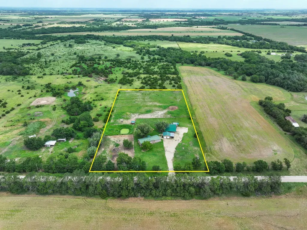 8732 SE 30th Street El Dorado KS 67042