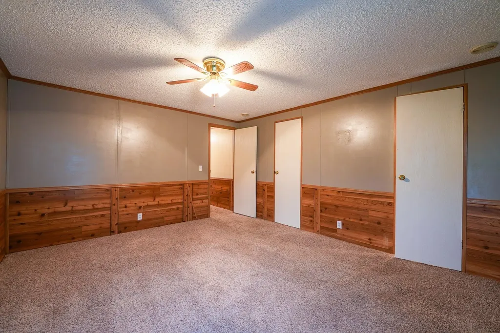 8732 SE 30th Street El Dorado KS 67042