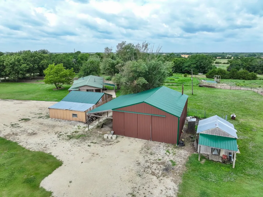 8732 SE 30th Street El Dorado KS 67042