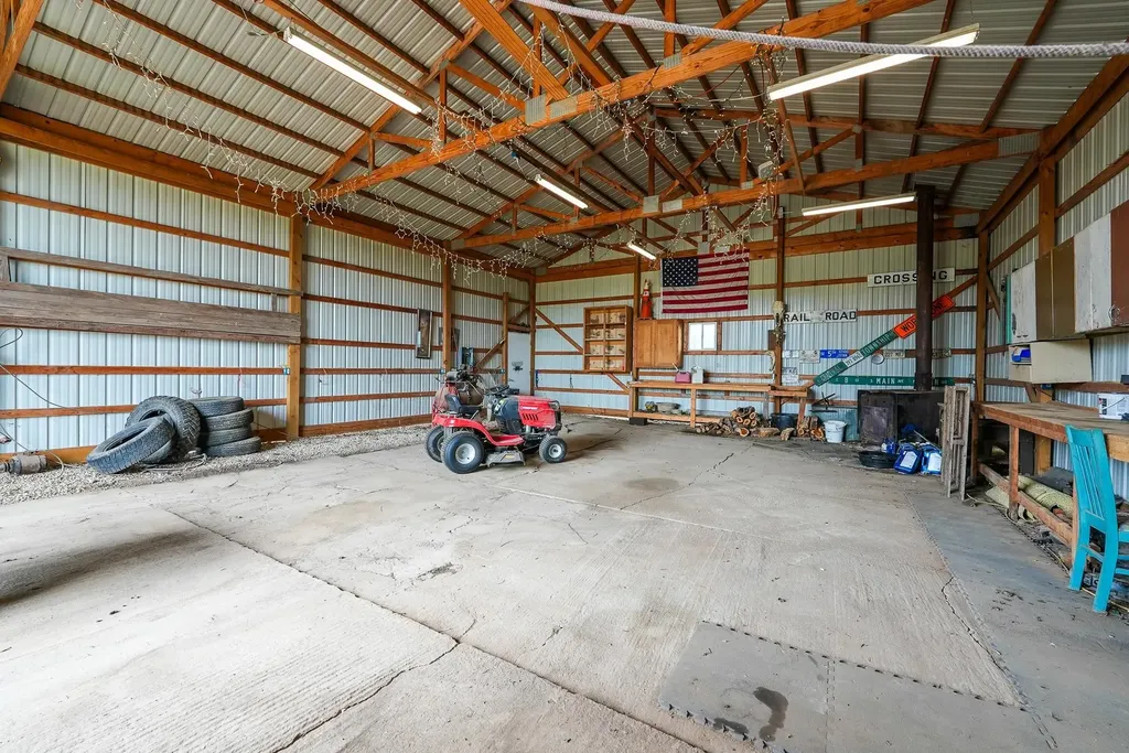 8732 SE 30th Street El Dorado KS 67042