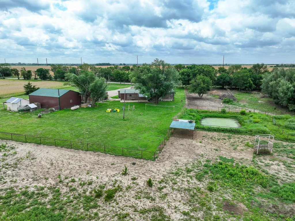 8732 SE 30th Street El Dorado KS 67042