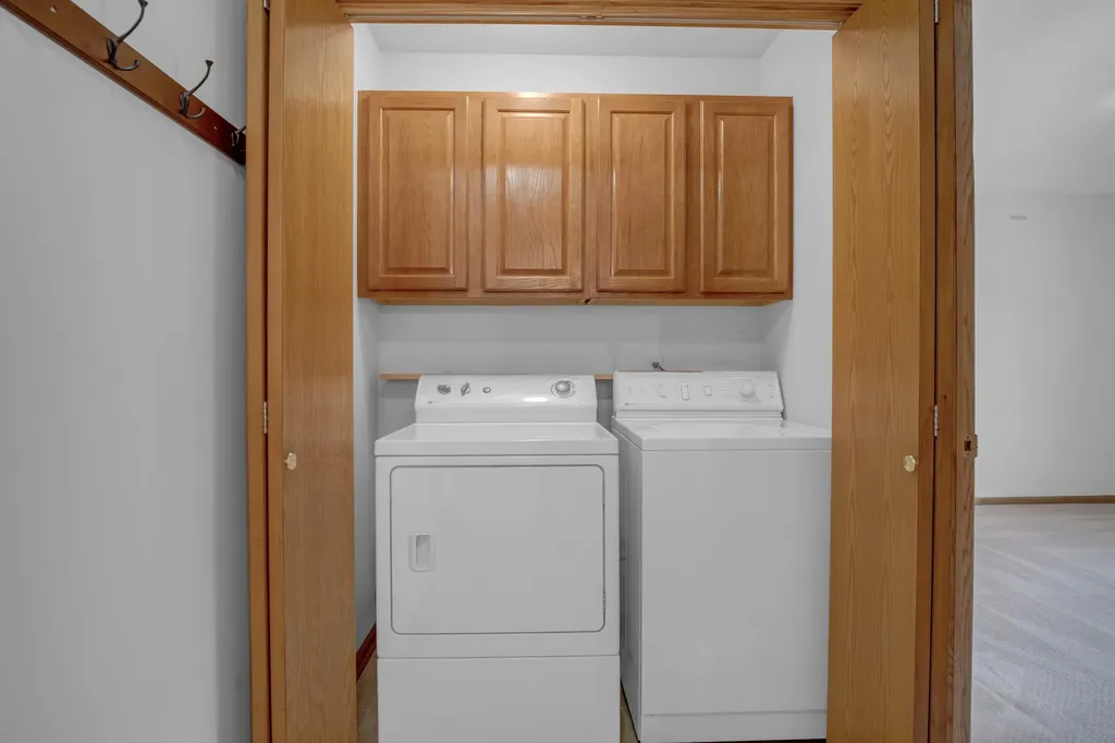321 E 12th Newton KS 67114