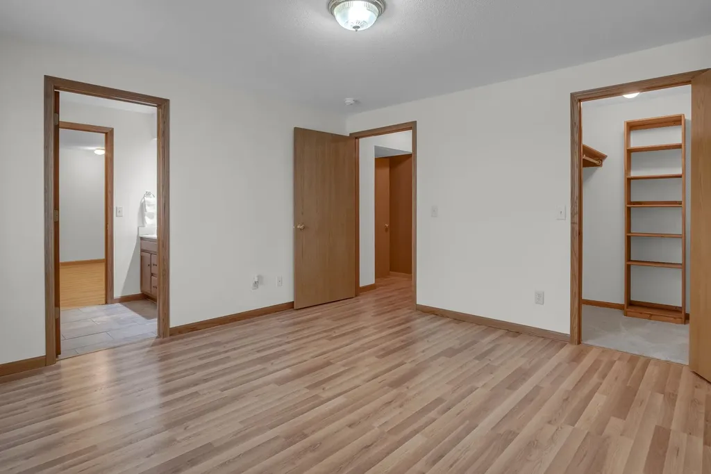 321 E 12th Newton KS 67114
