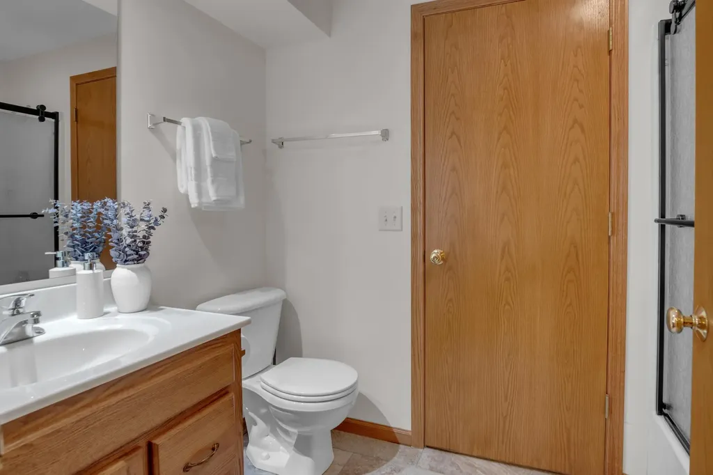 321 E 12th Newton KS 67114