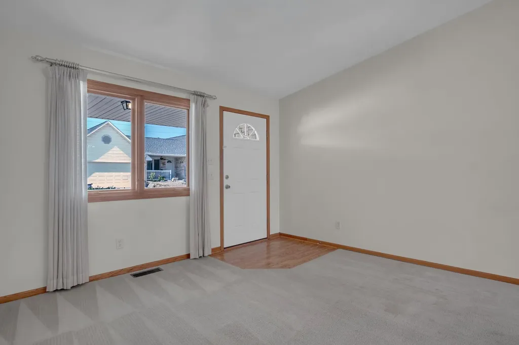 321 E 12th Newton KS 67114