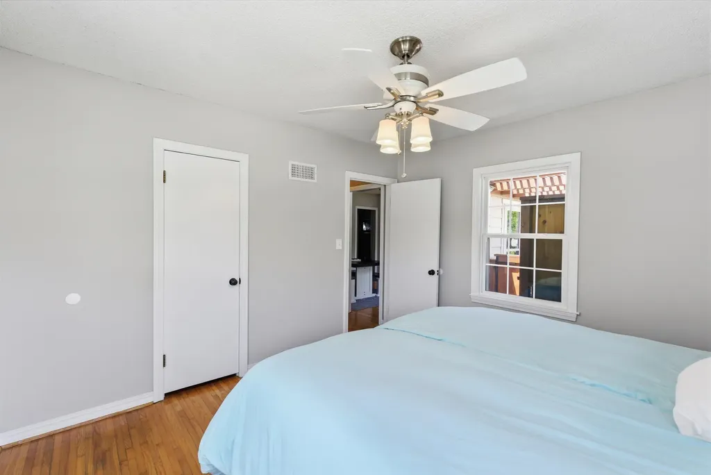 451 N Pinecrest Avenue Wichita KS 67208-4124