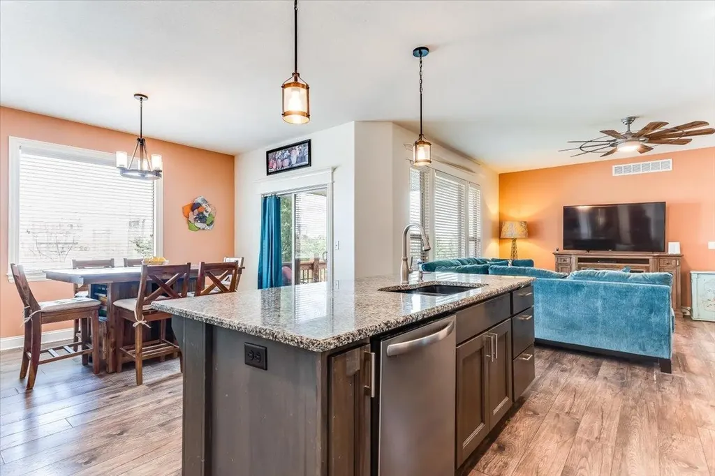 1269 N Forestview Court Wichita KS 67235