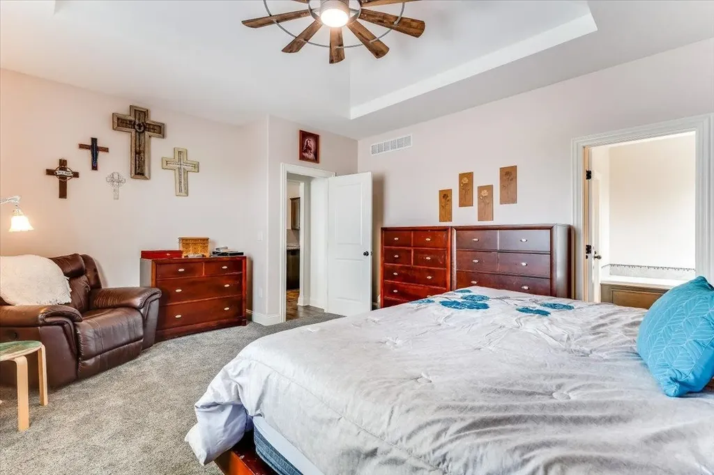 1269 N Forestview Court Wichita KS 67235