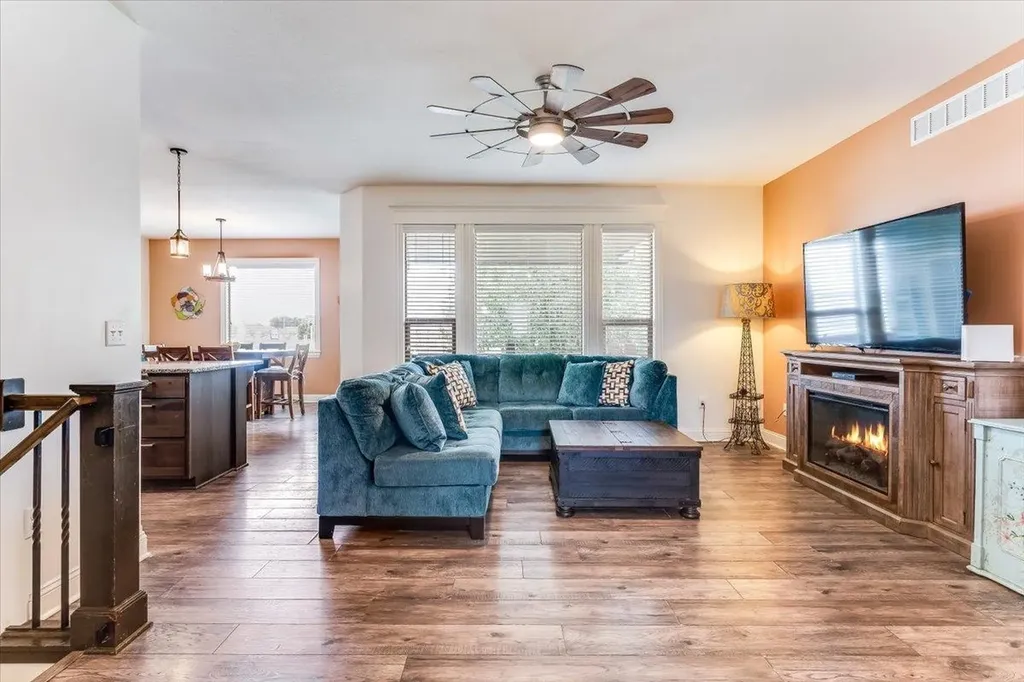 1269 N Forestview Court Wichita KS 67235