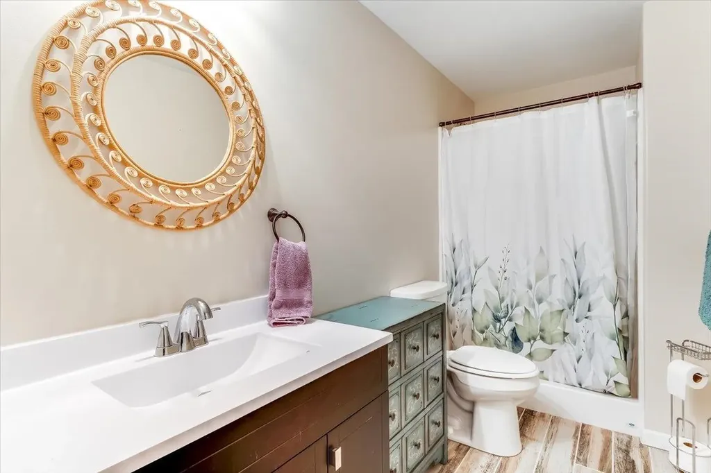1269 N Forestview Court Wichita KS 67235