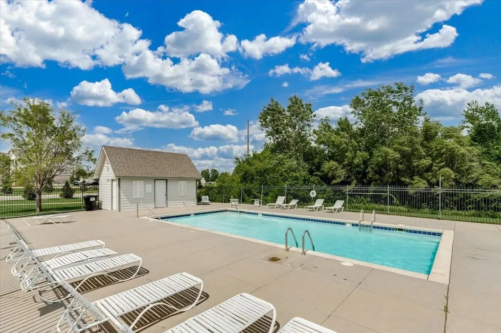 1269 N Forestview Court Wichita KS 67235