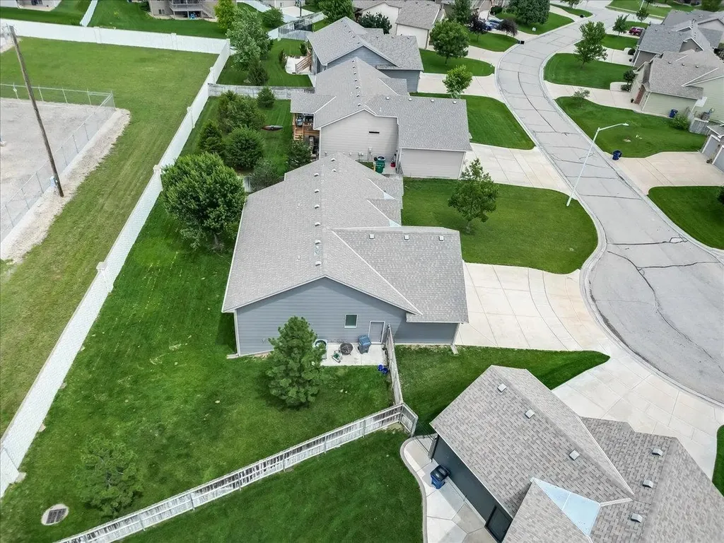 1269 N Forestview Court Wichita KS 67235