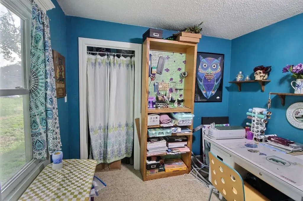 2322 S Palisade Wichita KS 67213