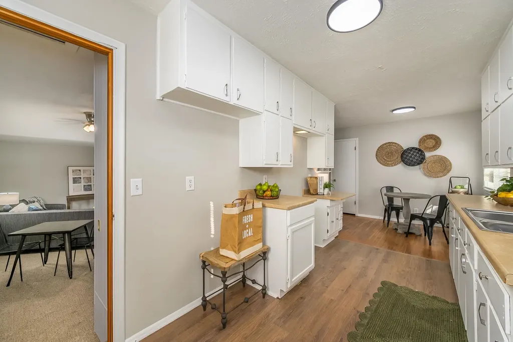 1339 N El Paso Drive Derby KS 67037