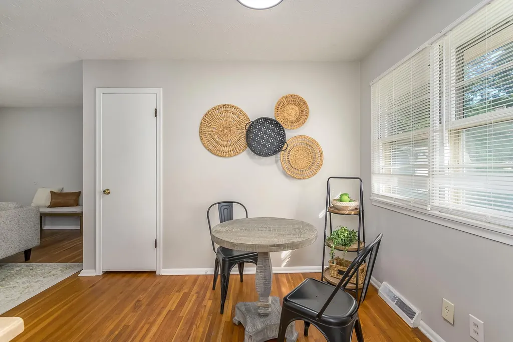 1339 N El Paso Drive Derby KS 67037