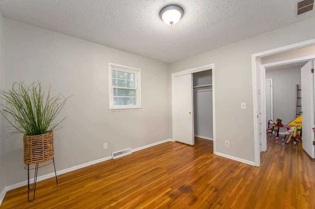 1339 N El Paso Drive Derby KS 67037