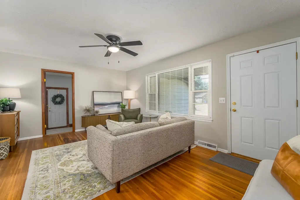 1339 N El Paso Drive Derby KS 67037