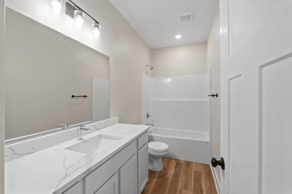 17156 W Lawson Circle Goddard KS 67052