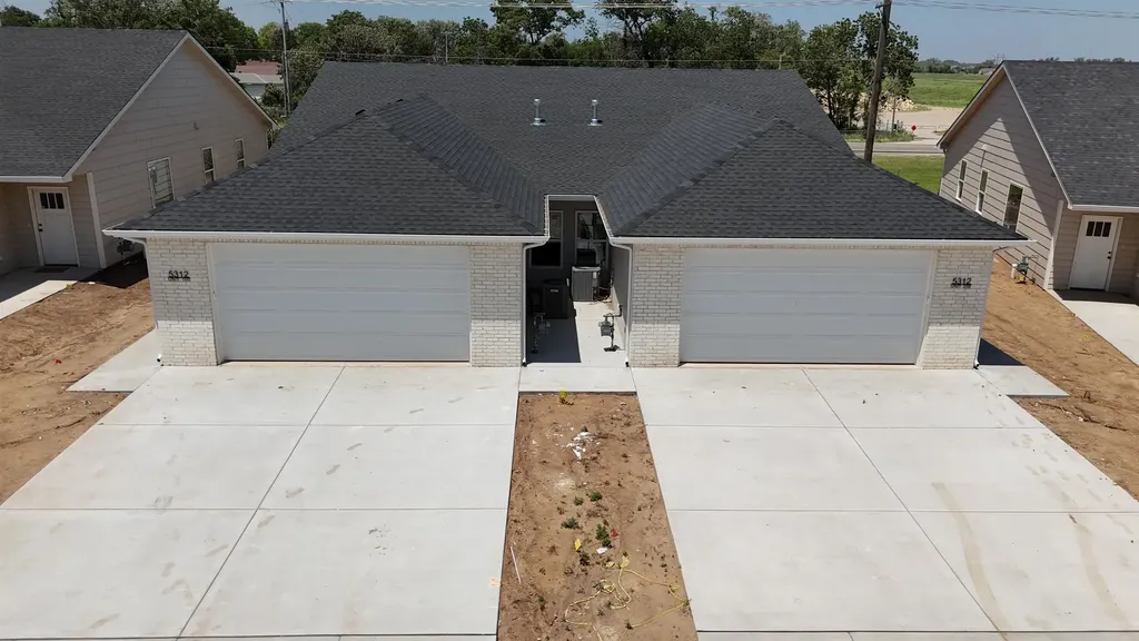 5312 W Rolly Street Wichita KS 67215