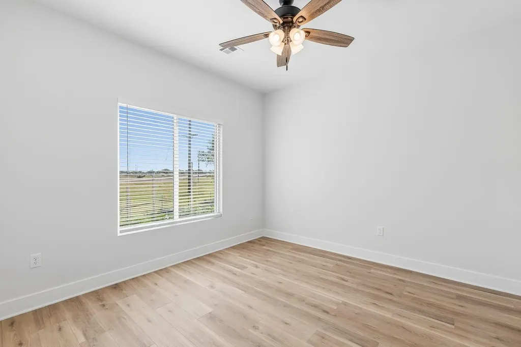 5312 W Rolly Street Wichita KS 67215