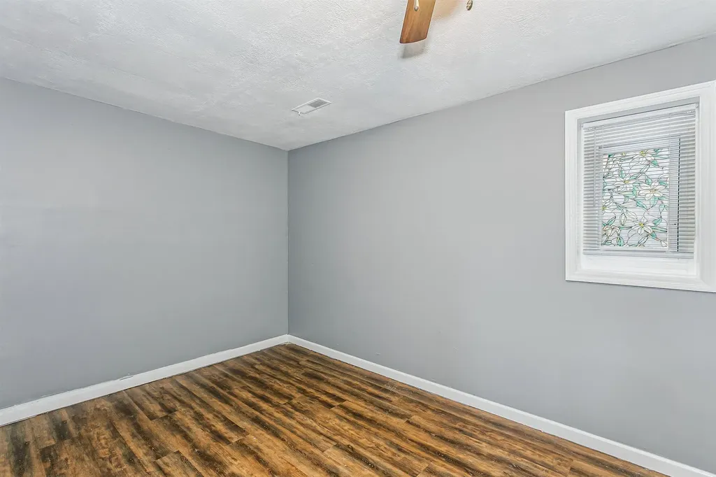 1836 S Laura Avenue Wichita KS 67211