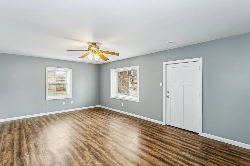 1836 S Laura Avenue Wichita KS 67211