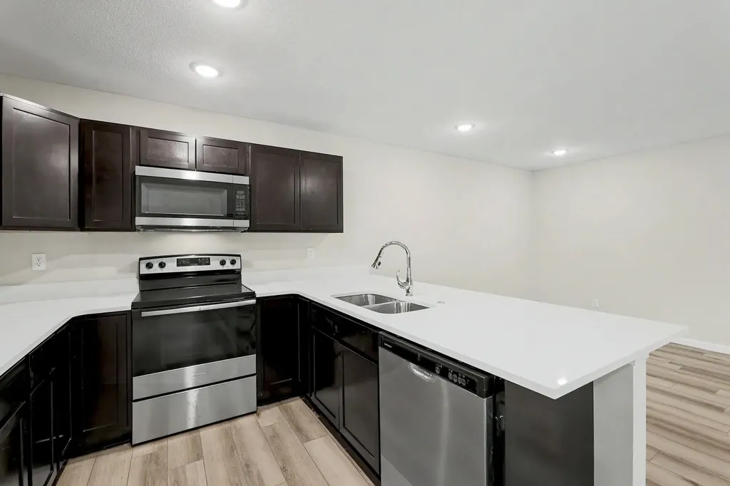 9267 E Fox Pointe Bel Aire KS 67226
