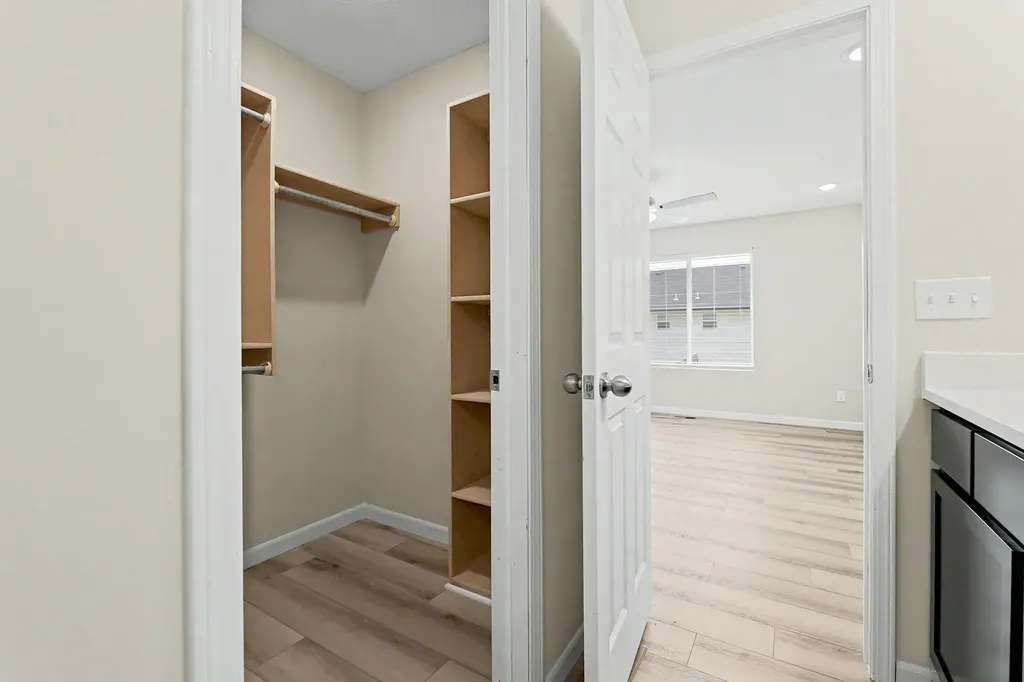 9267 E Fox Pointe Bel Aire KS 67226