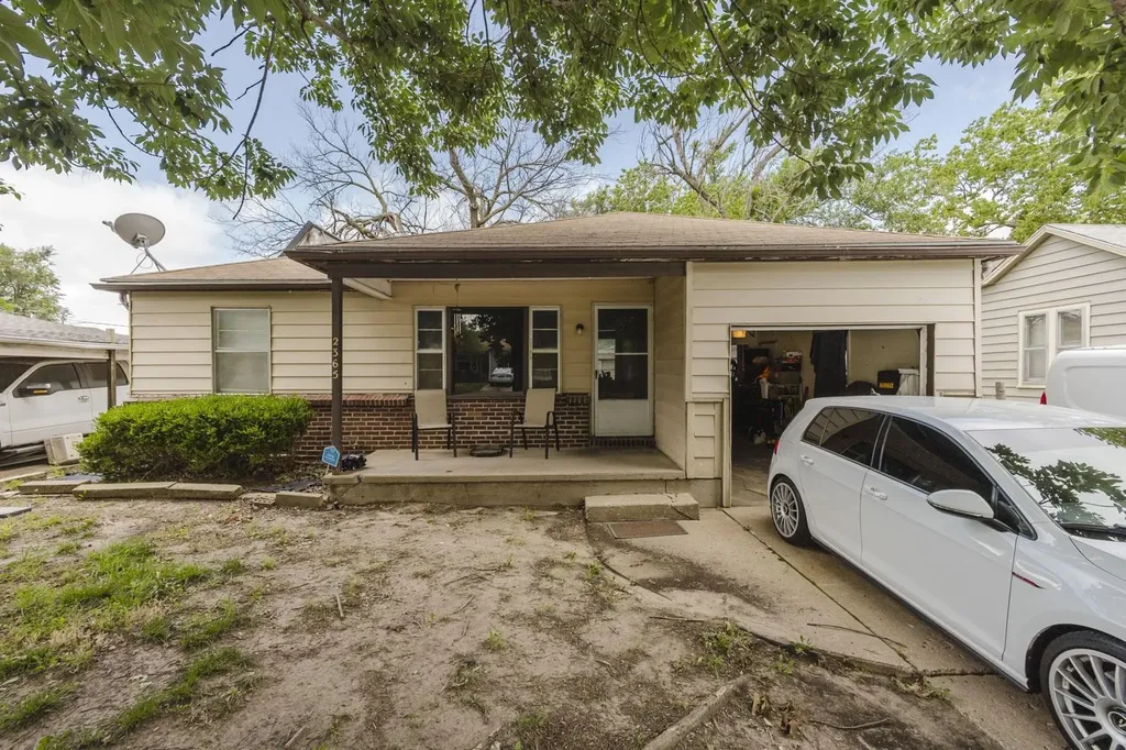 2365 N Payne Wichita KS 67204