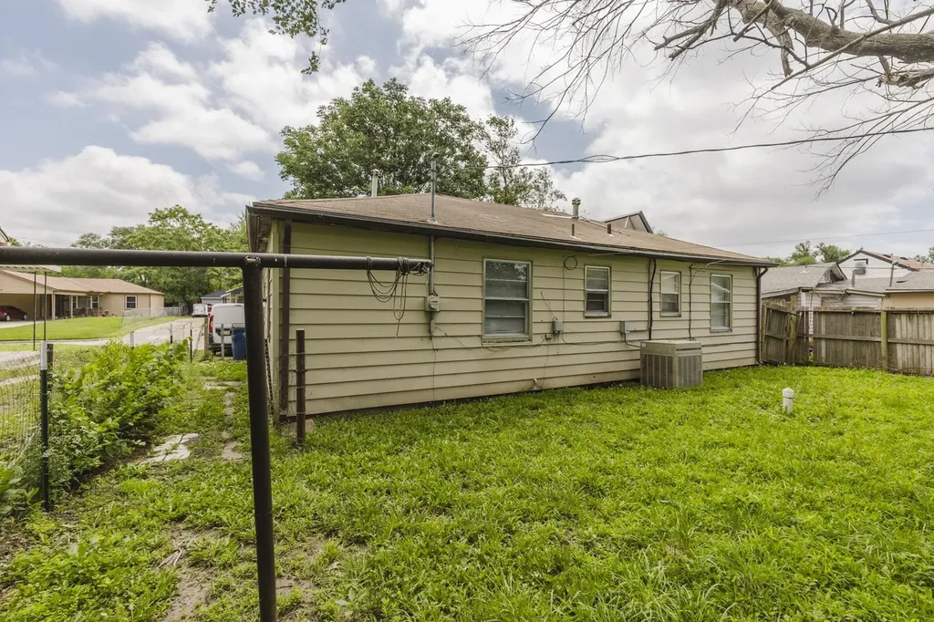 2365 N Payne Wichita KS 67204