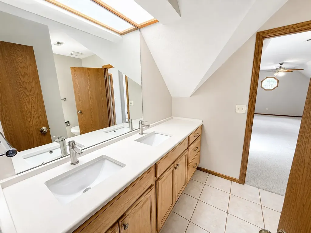 6904 E Aberdeen Wichita KS 67206