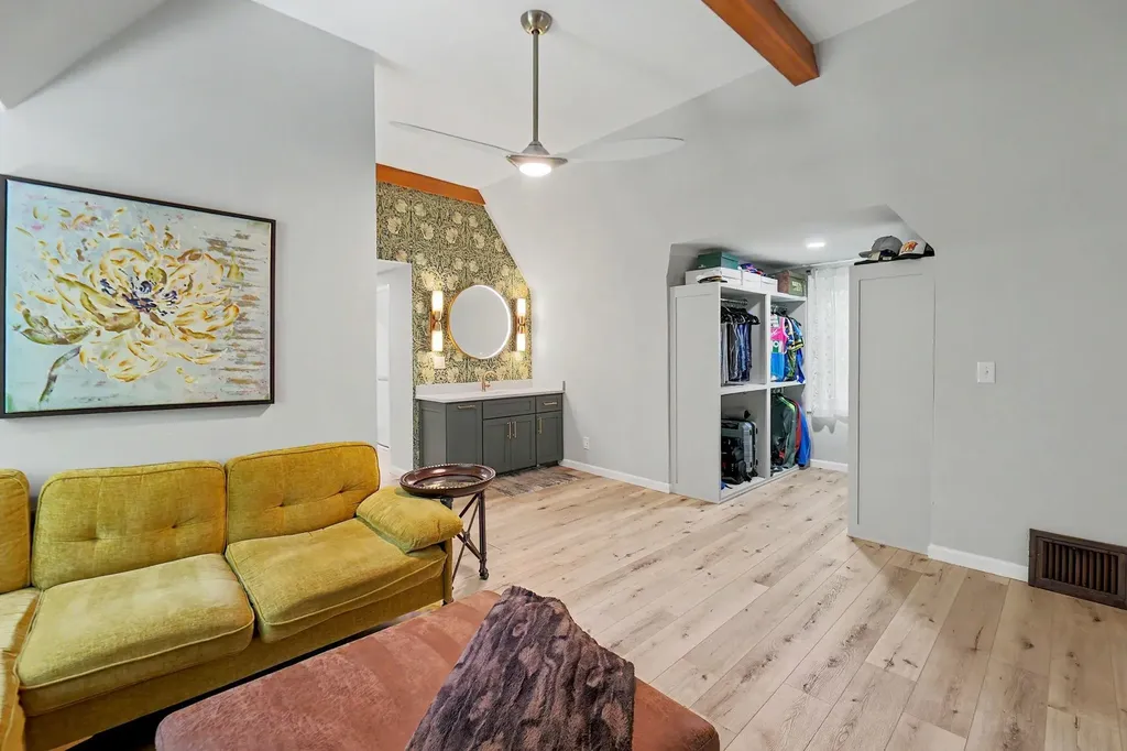 3740 Sleepy Hollow Drive Wichita KS 67208