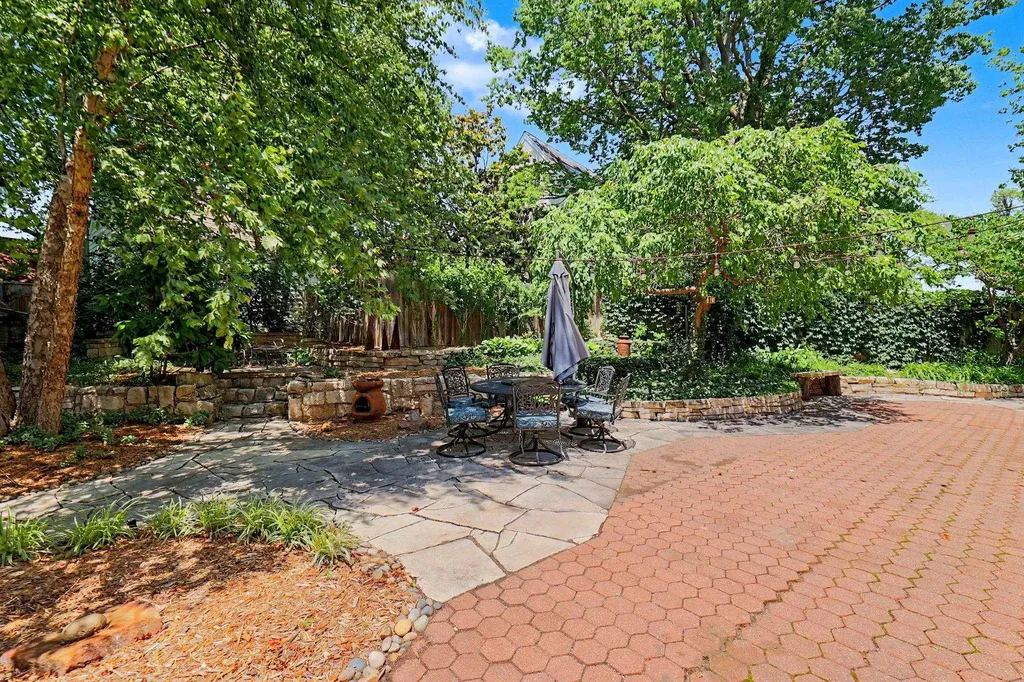 3740 Sleepy Hollow Drive Wichita KS 67208