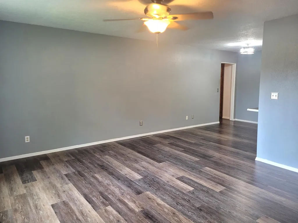 1102 E 5th Street Douglass KS 67039-9658
