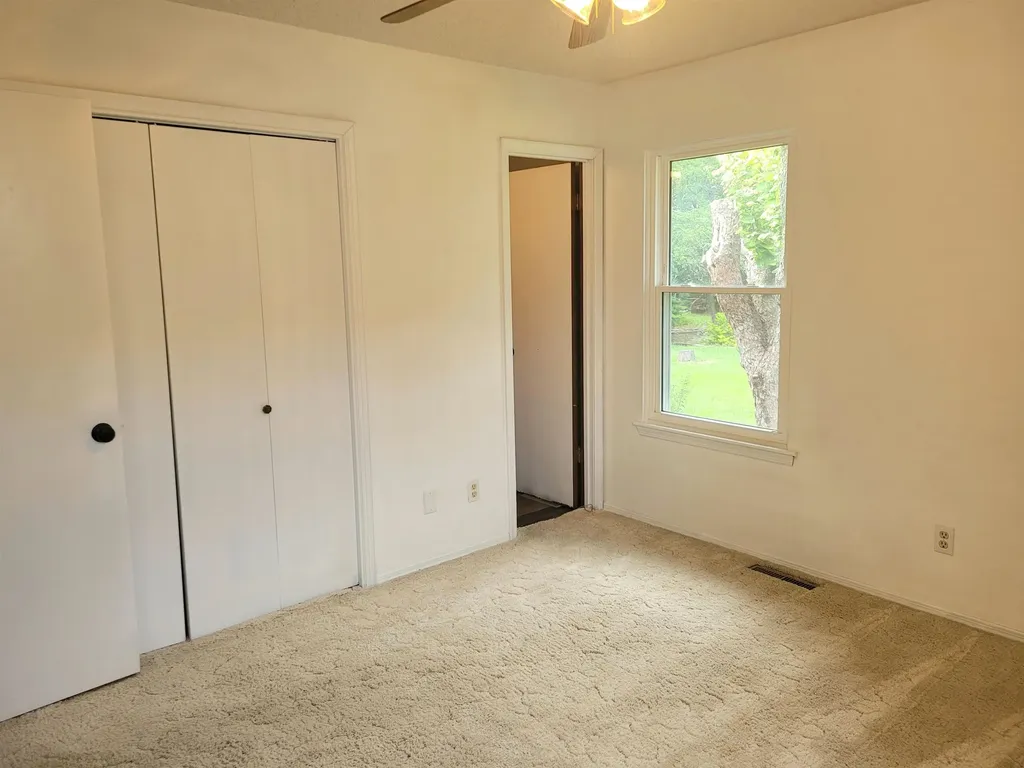 1102 E 5th Street Douglass KS 67039-9658