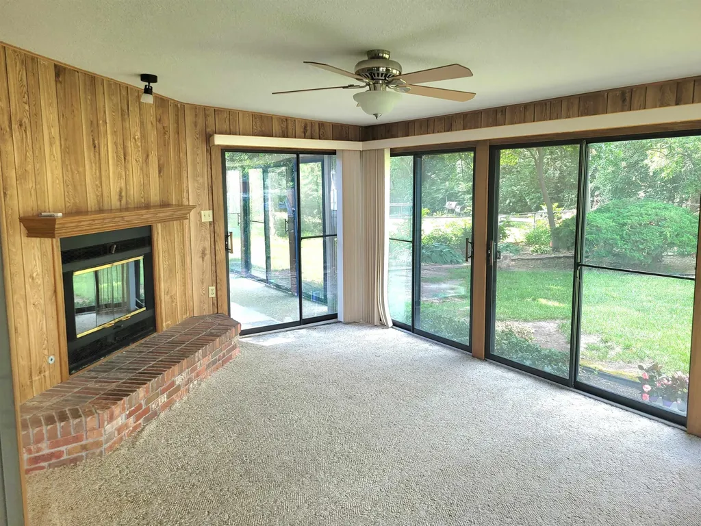 1102 E 5th Street Douglass KS 67039-9658